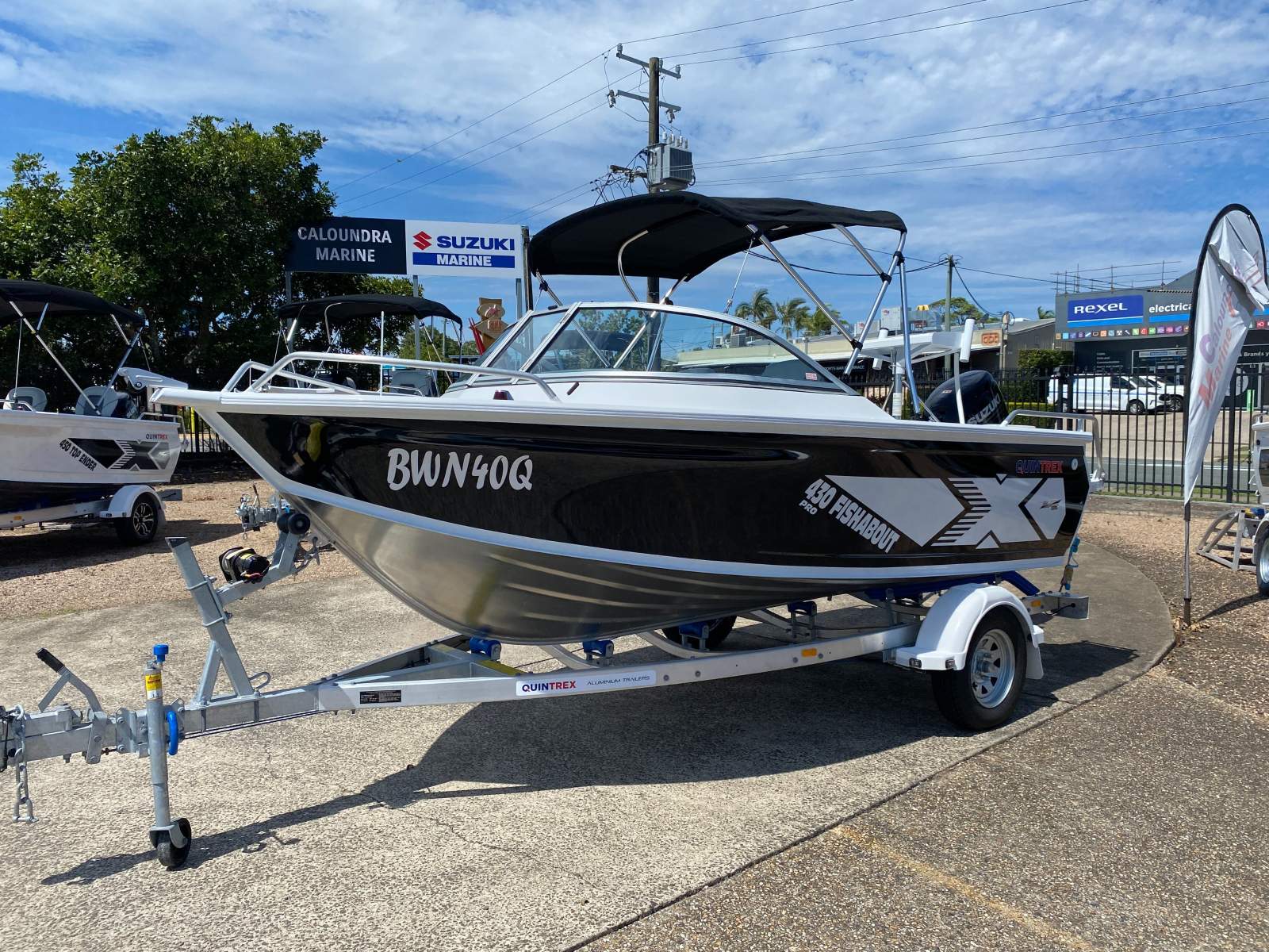 Quintrex 430 Fishabout Pro