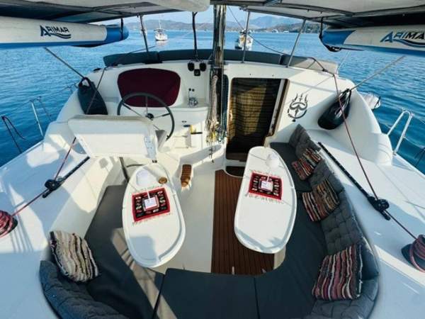 Broadblue Catamarans 385
