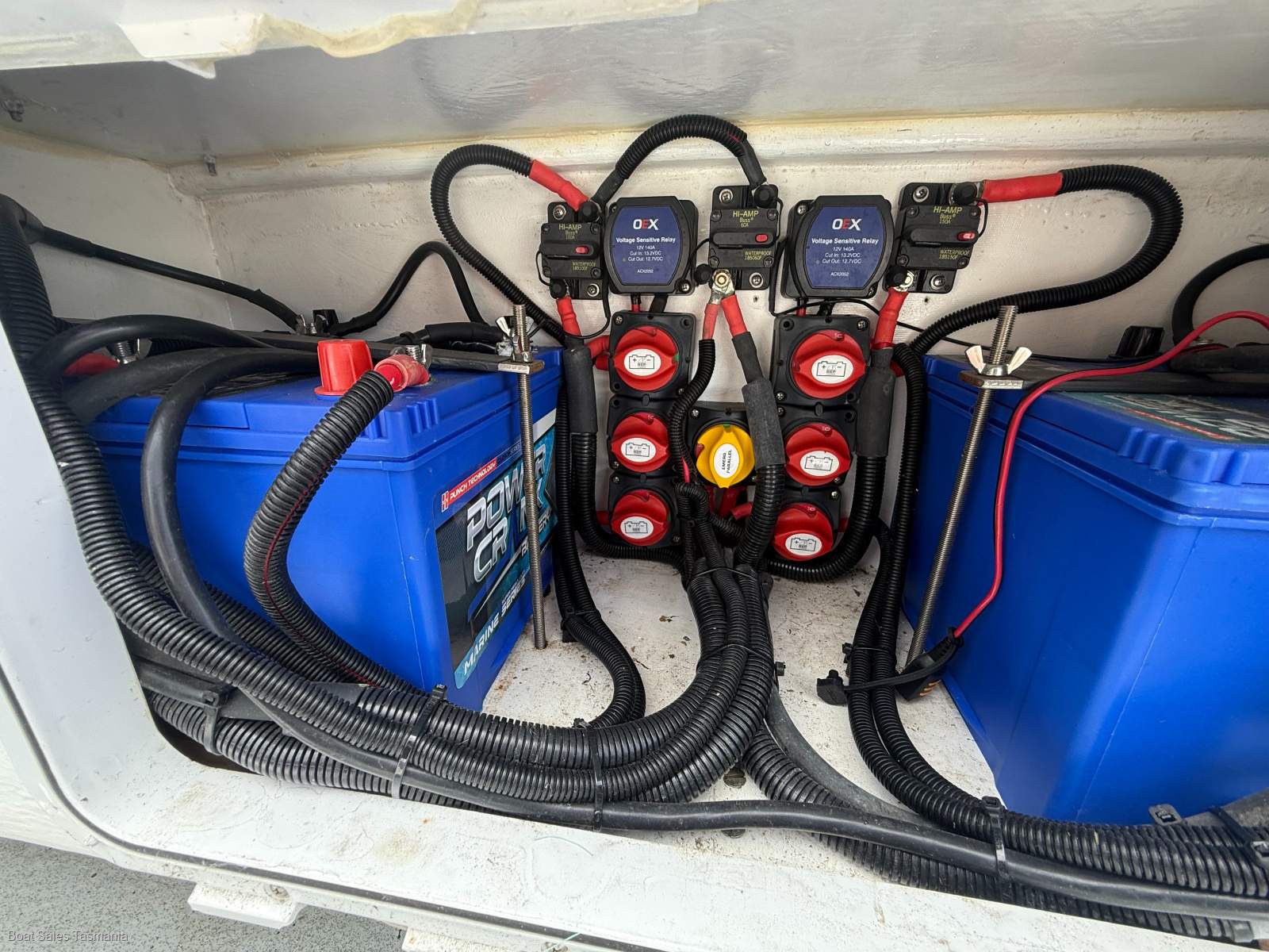 Cape Cat 24 Power Cat