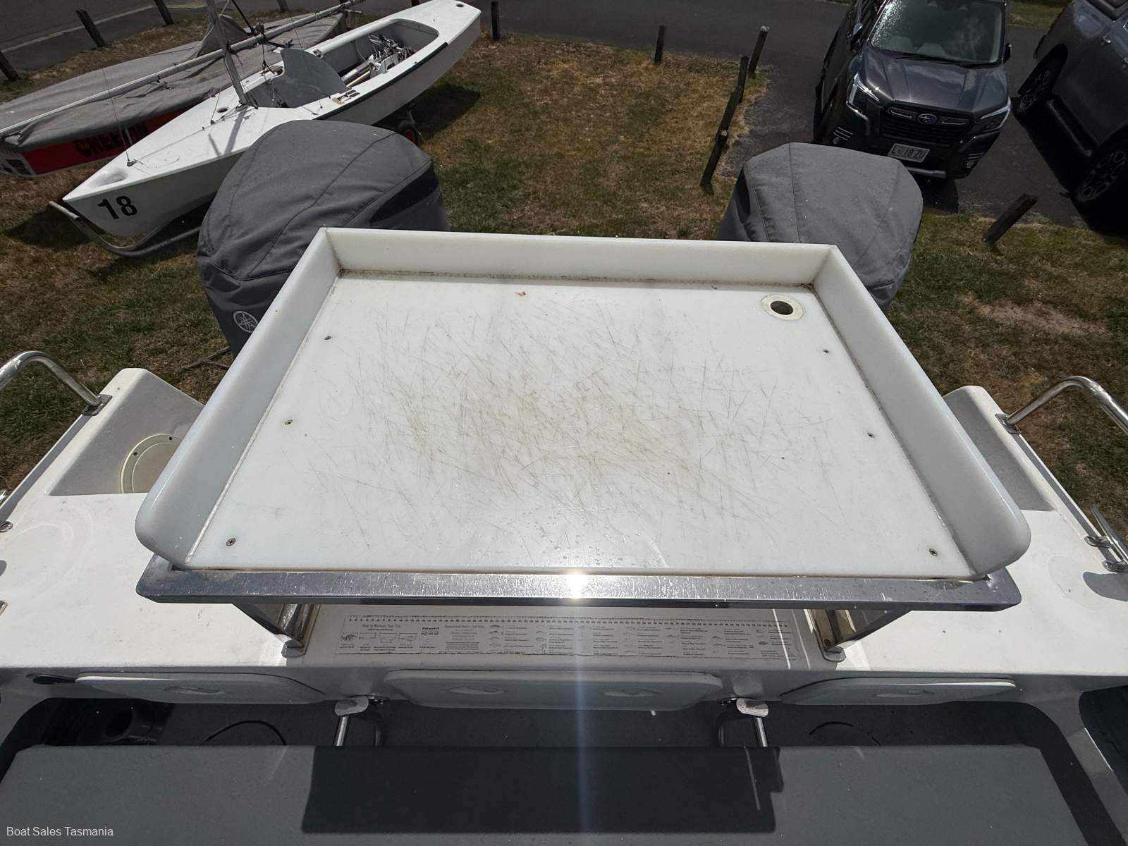 Cape Cat 24 Power Cat