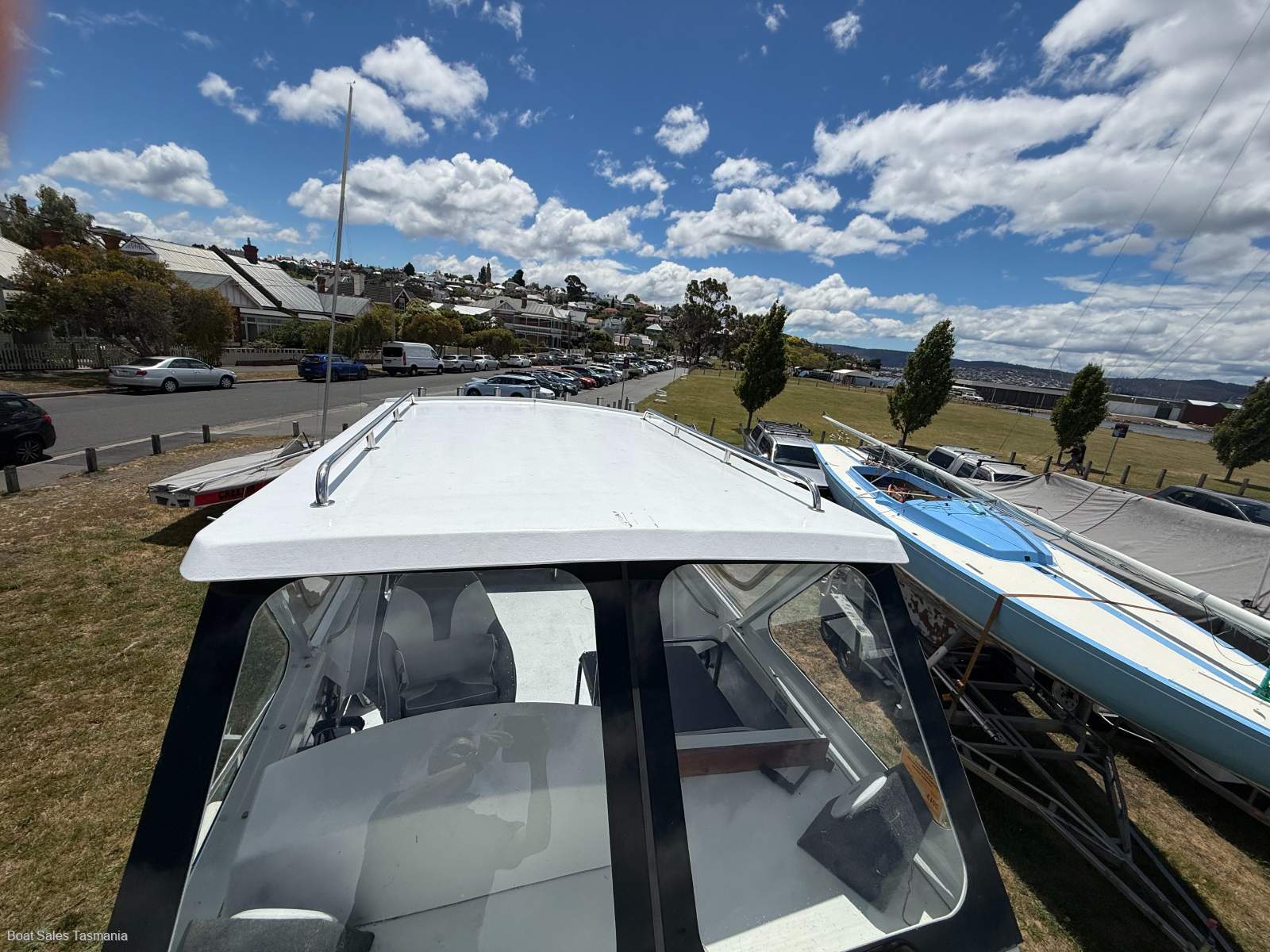 Cape Cat 24 Power Cat