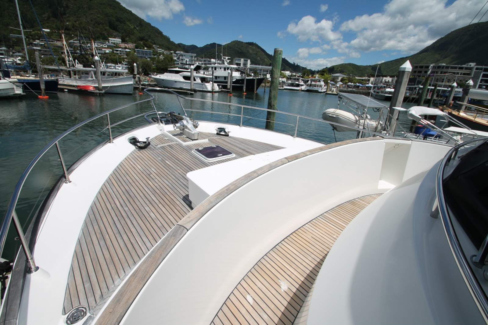 Beneteau Swift Trawler 52