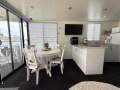12M Houseboat - The Ultimate in Waterfront living!