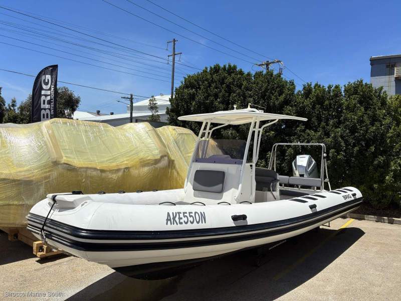 Brig Navigator 730 Fibreglass centre console rib with hypalon tubes
