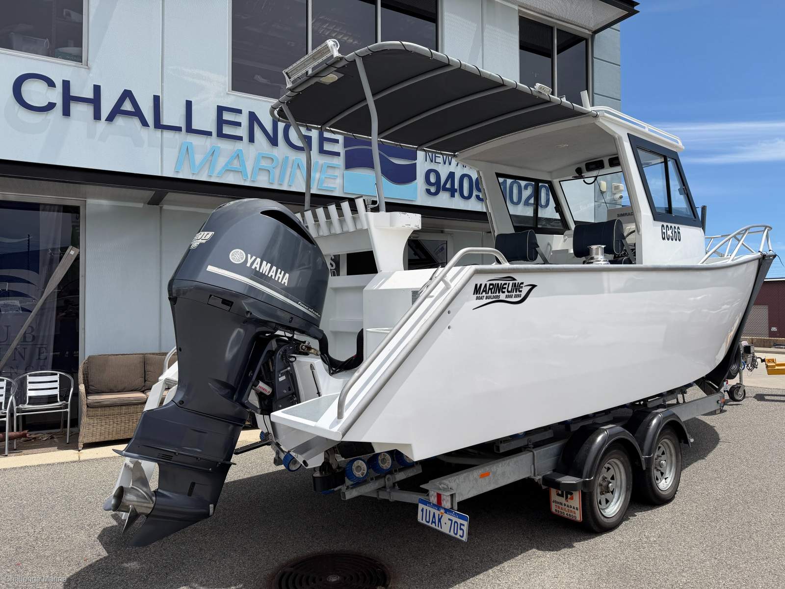 Marineline 750 Hardtop Walk around - 300 HP Yamaha 4 stroke