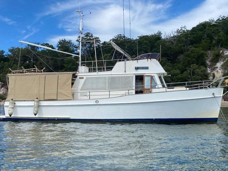 Grand Banks Flybridge Cruiser 1983