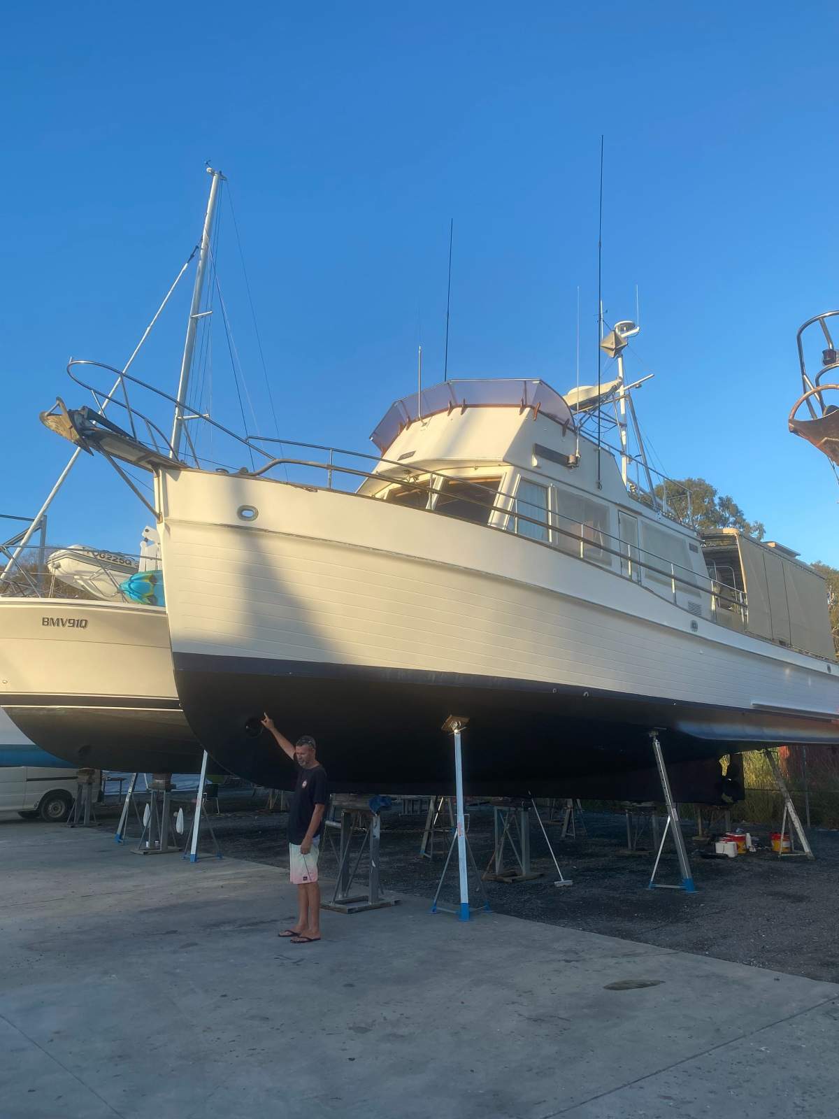 Grand Banks Flybridge Cruiser 1983
