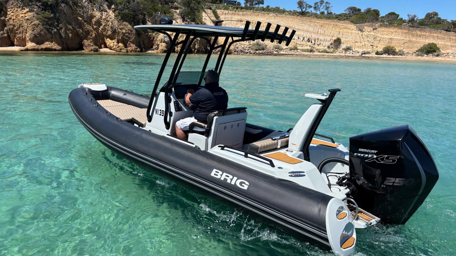 Brig Eagle 670 T-Top