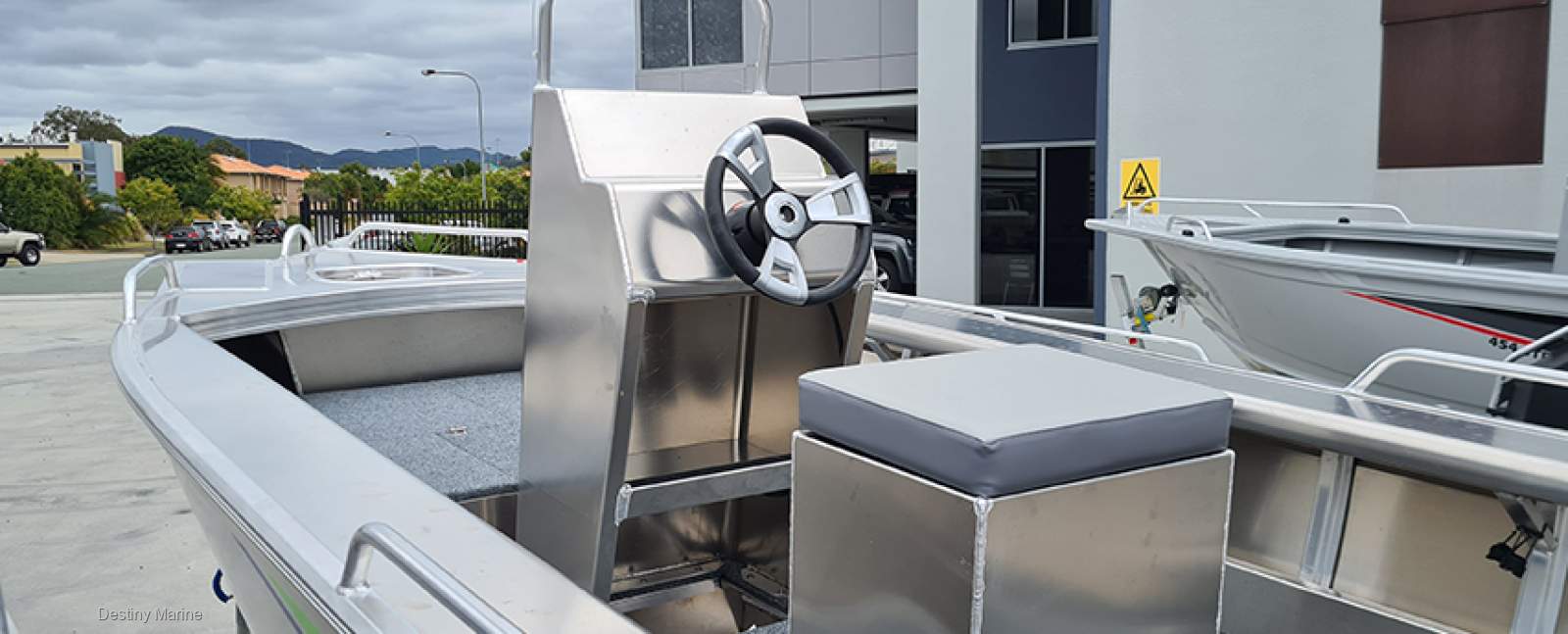 New Horizon Aluminium Boats 435 Easy Fisher Centre Console HP Hull open boat series