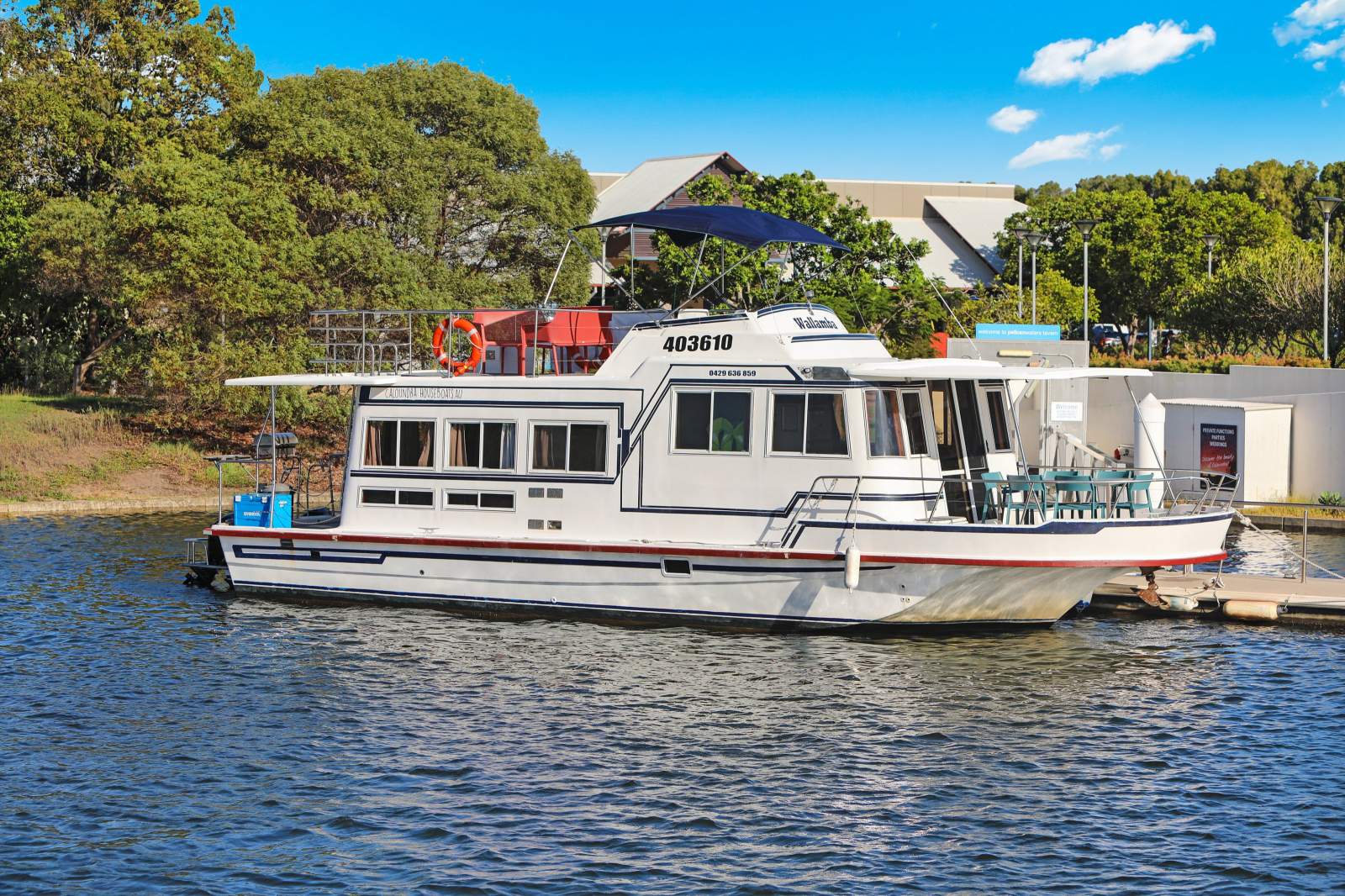 Caloundra Houseboats Coher 45 plus business WIWO