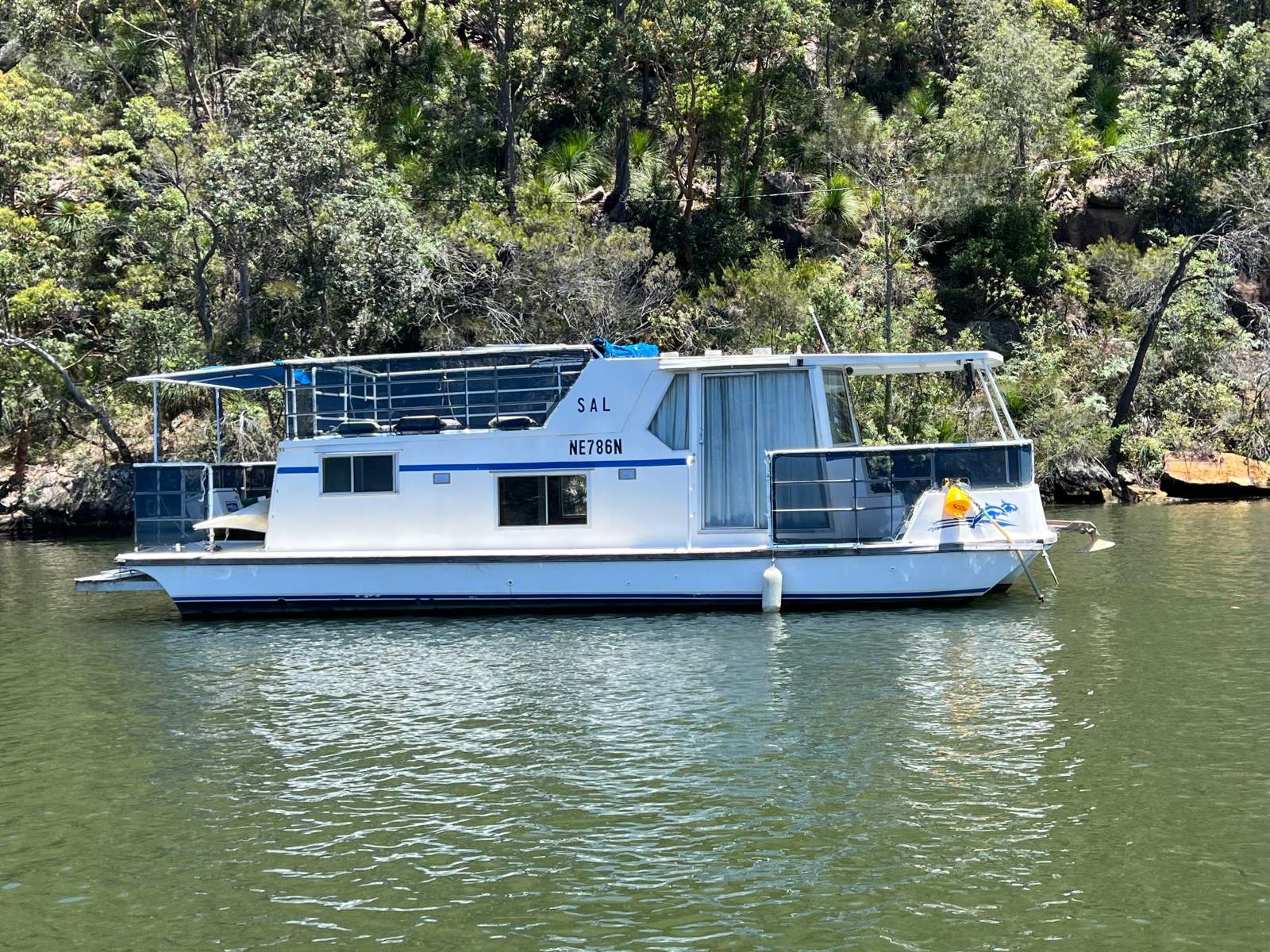 Fenwicks Houseboat 35 Sundeck River Cruiser - Cathedral Hull