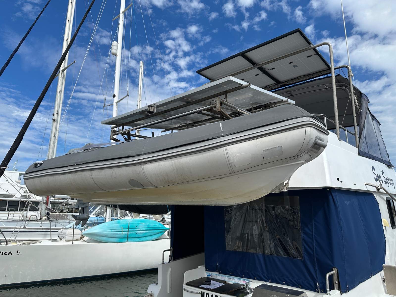 Bruce Harris 45 Flybridge Large Volume Cost Effective Boating