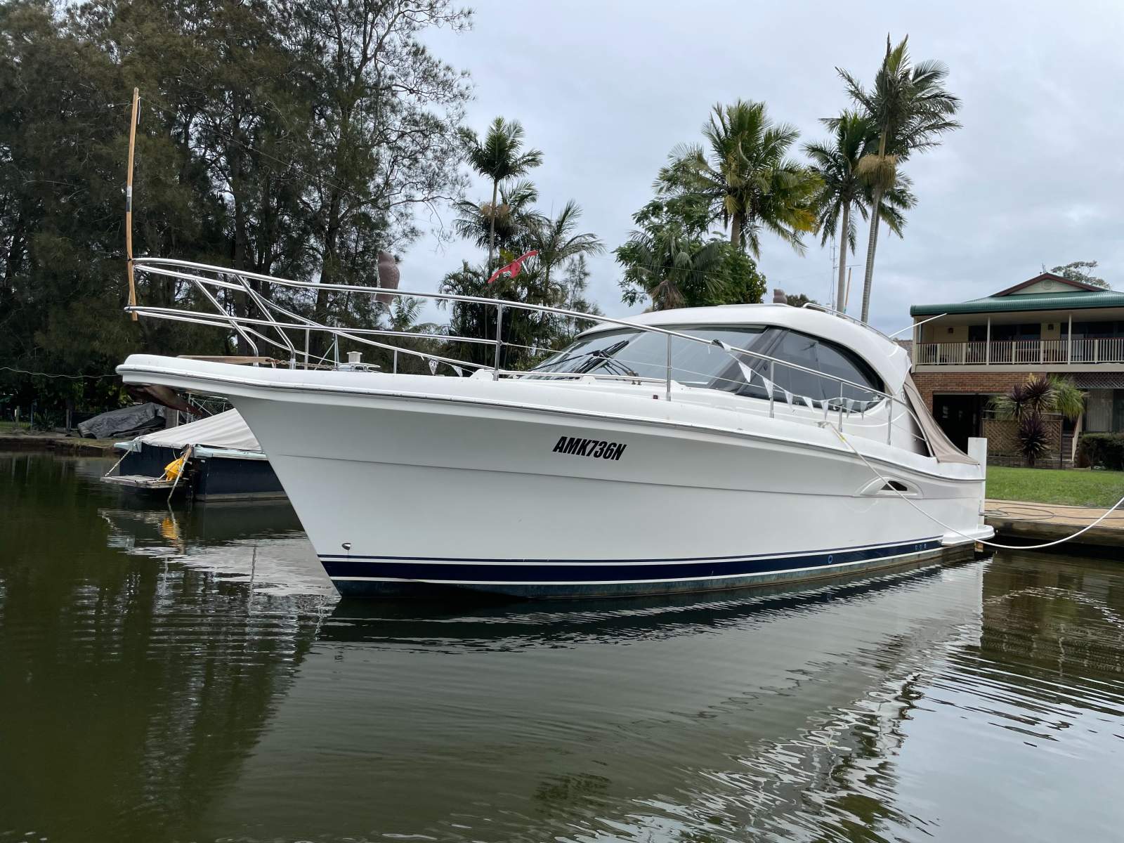 Riviera 3600 Sport Yacht