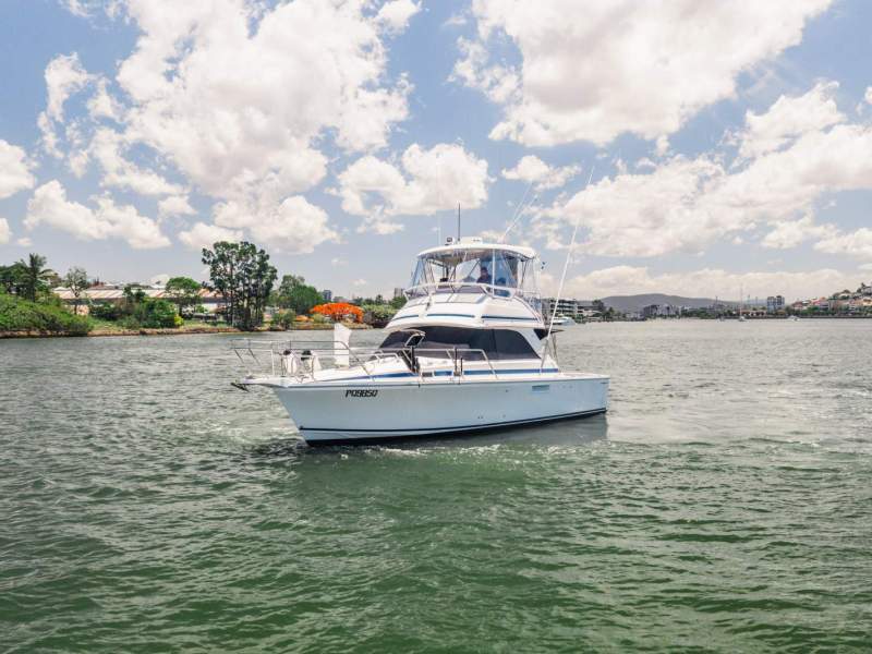 Caribbean 35 Flybridge Cruiser Mk II