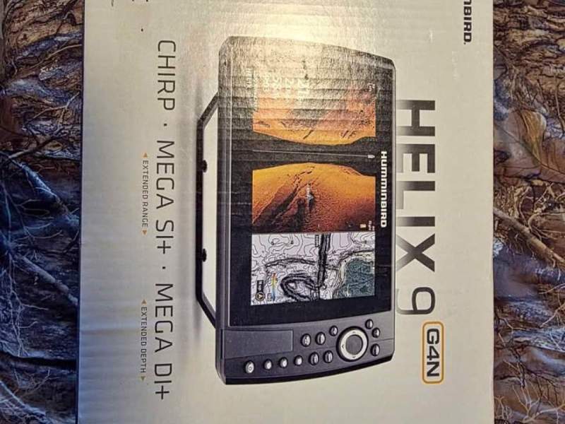 Hummingbird Fish finder