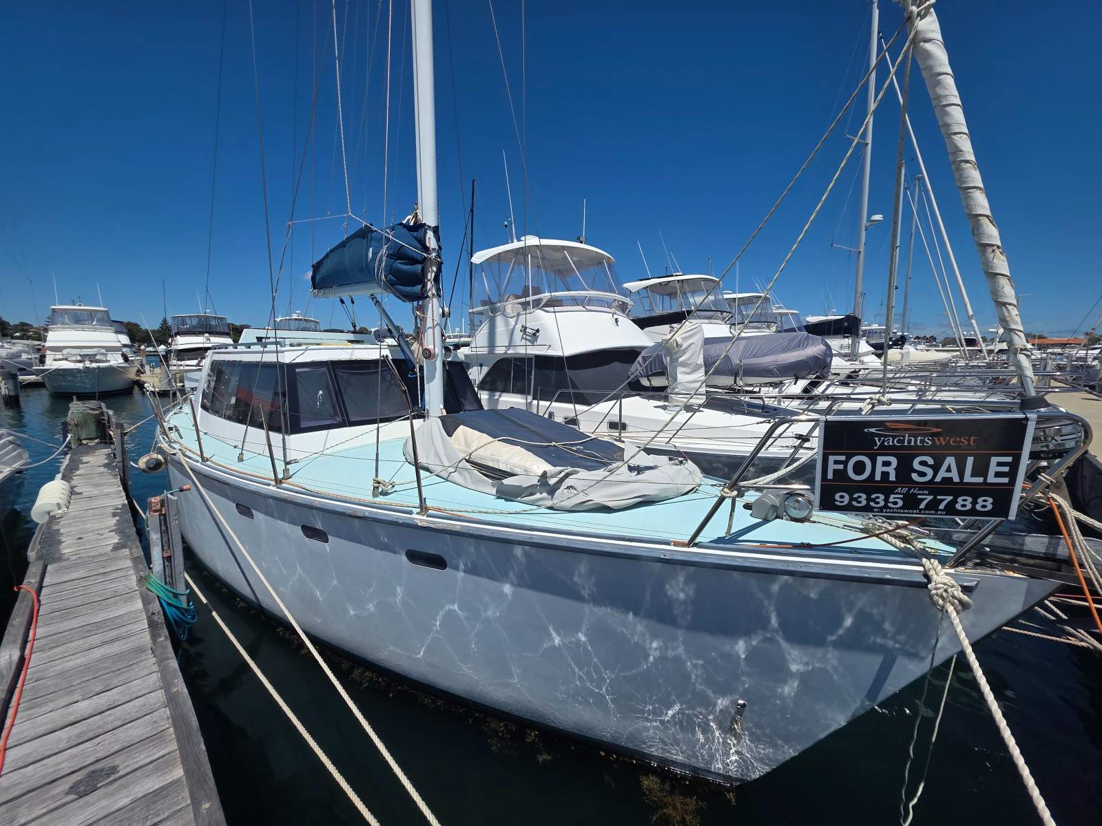 Sailfar Yachts Deck Saloon 40 12 METRE CRUISING YACHT - FULL YANMAR REPOWER