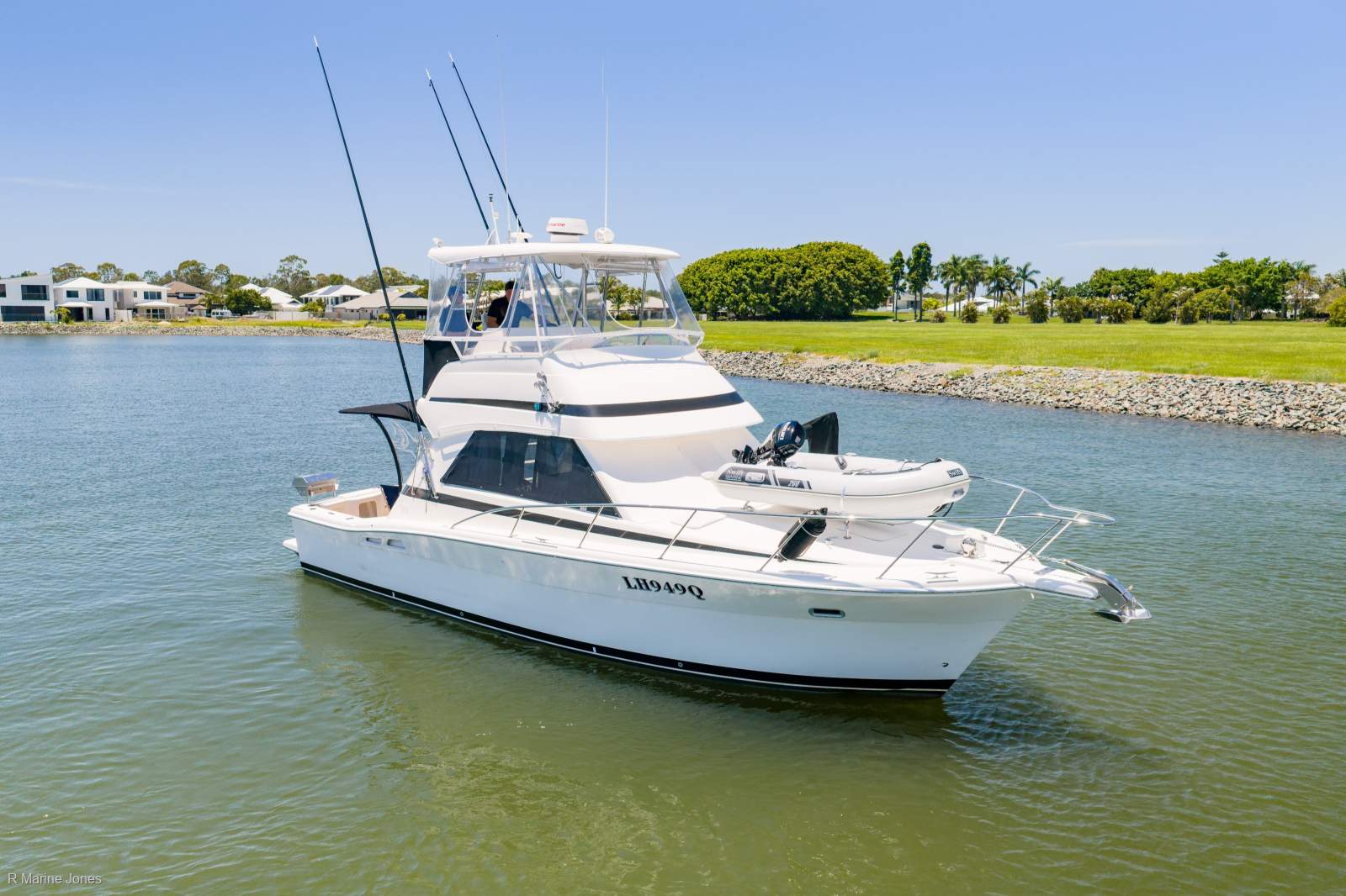 Riviera 36 Single Cabin