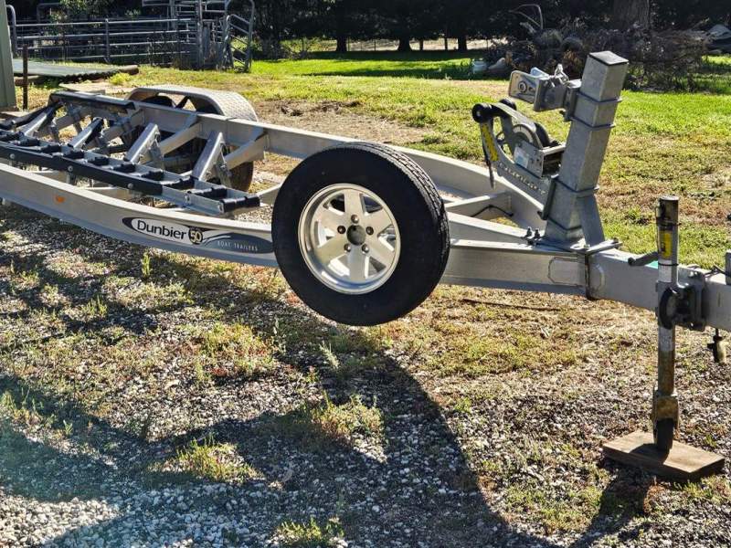 Dunbier HD Trailer 7.4m