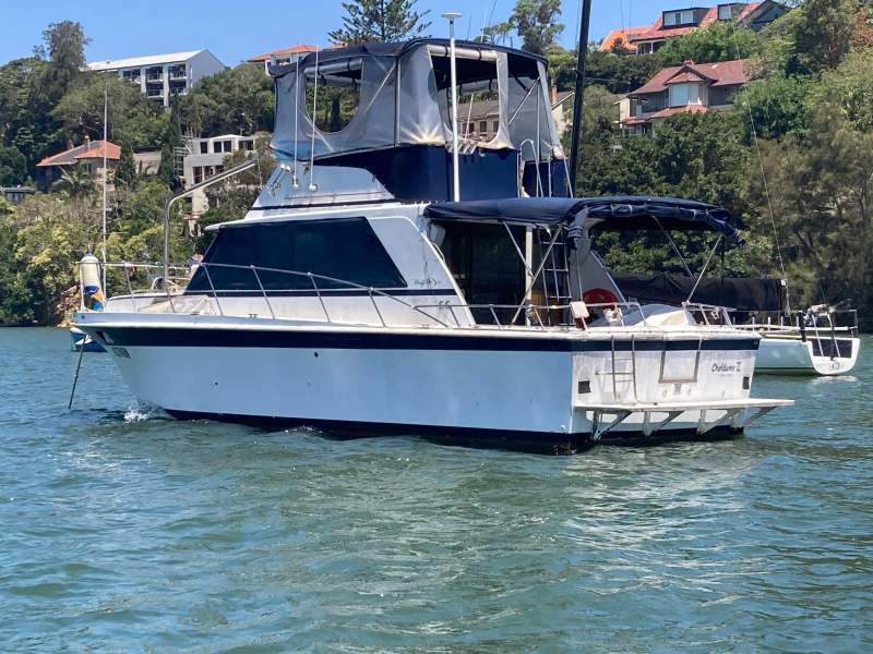 Infinity 36 Flybridge Fiberglass Twin Diesels (Sydney Harbour)