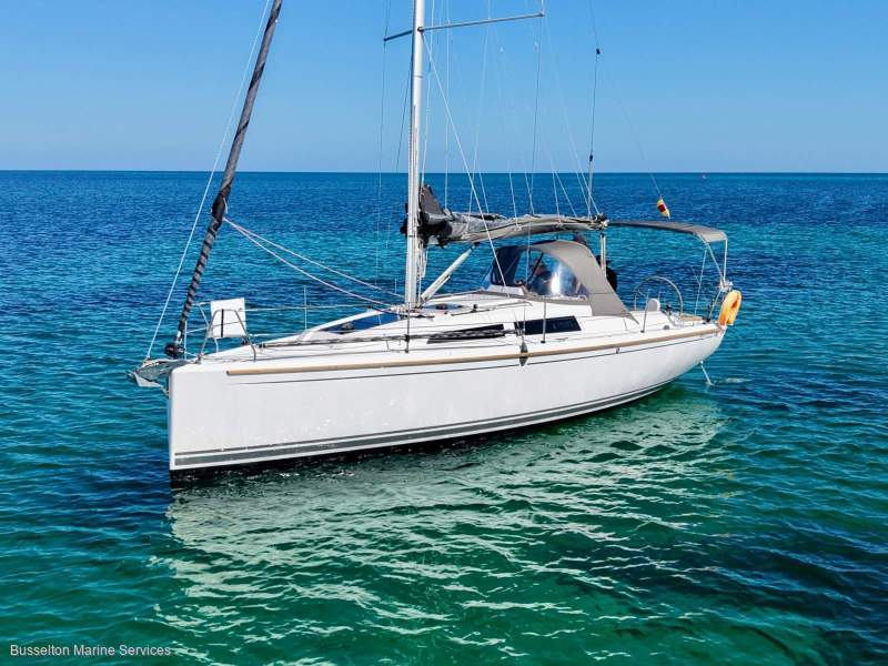 Hanse 315 Immaculate Suit New Boat Buyer