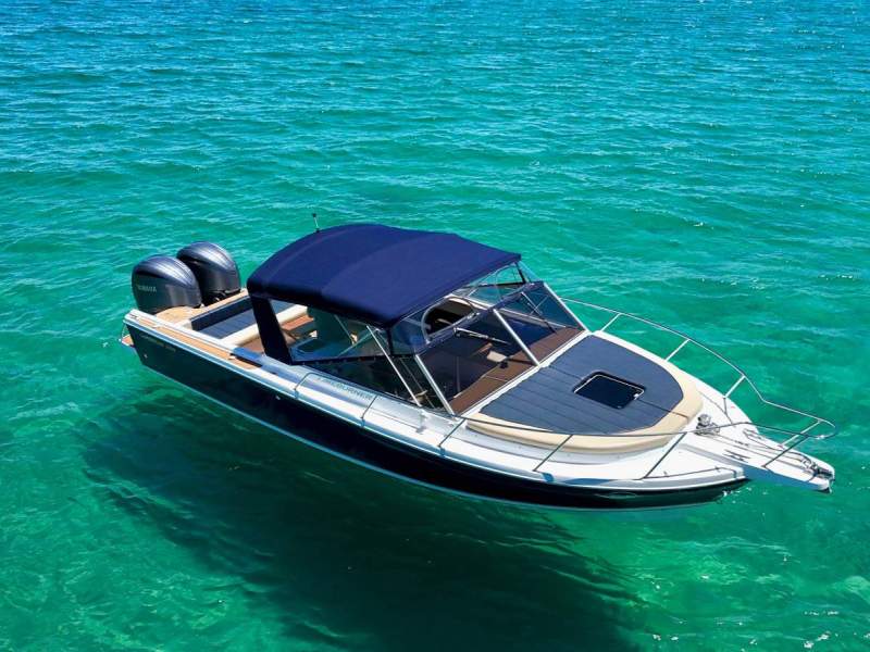 Caribbean 2700 Twin Outboards Joystick docking