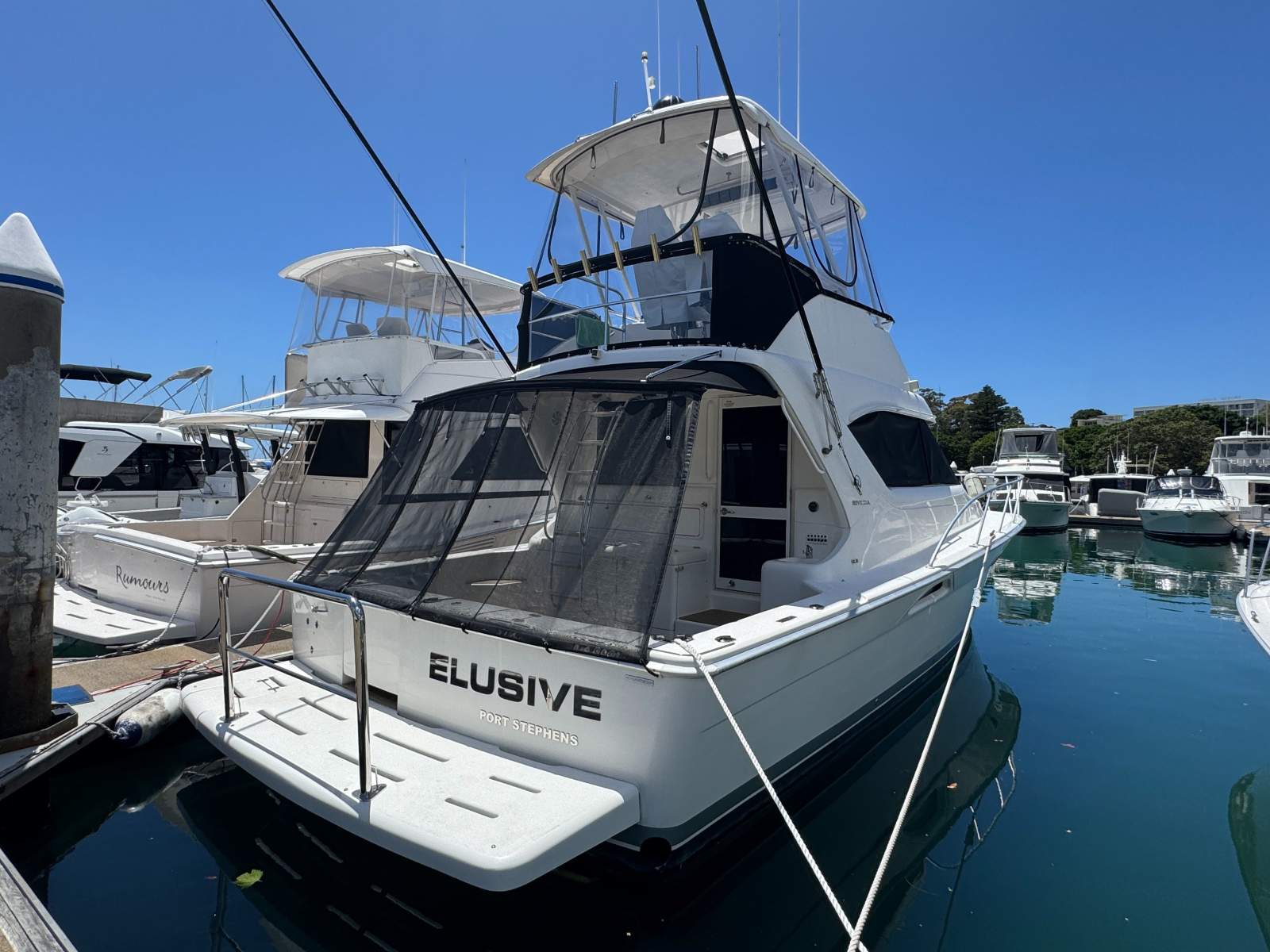 Riviera 3850 Open Flybridge