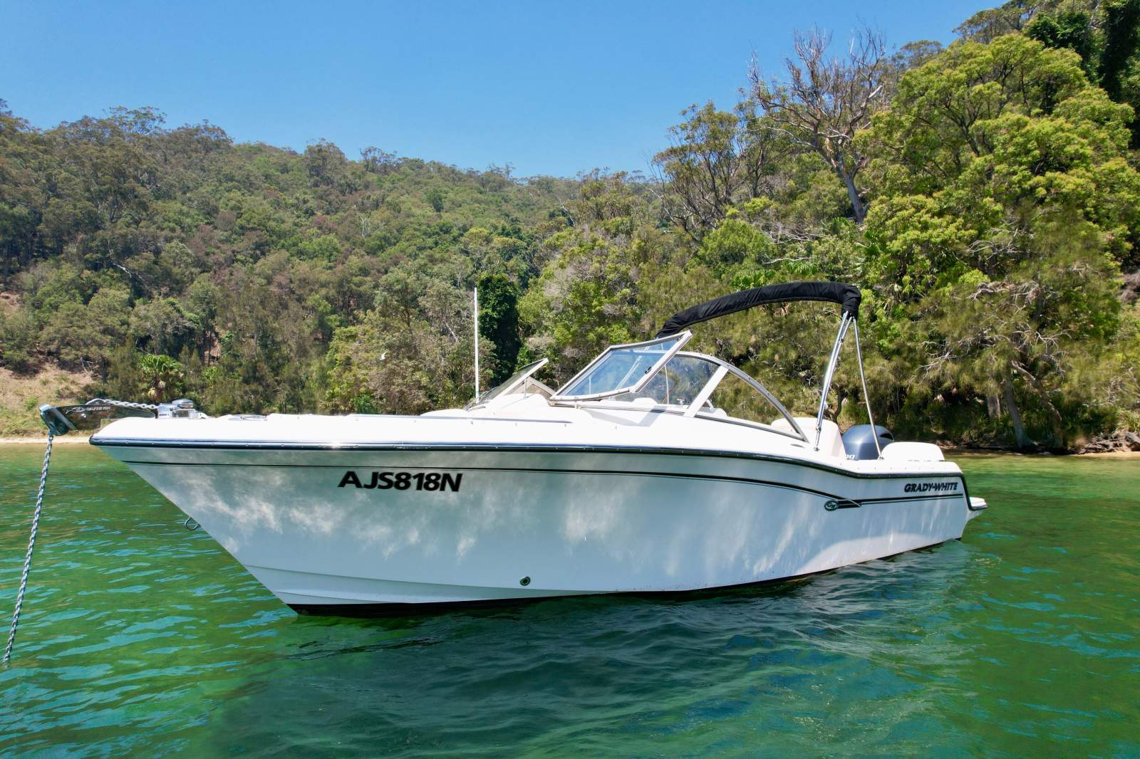 Grady-White Freedom 215