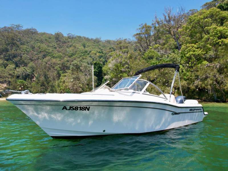 Grady-White Freedom 215