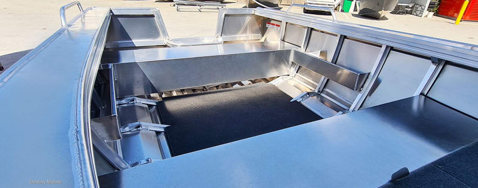 New Horizon Aluminium Boats 422 Stryker Hydro Lift hull