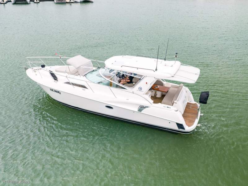 Riviera M360 Sportscruiser