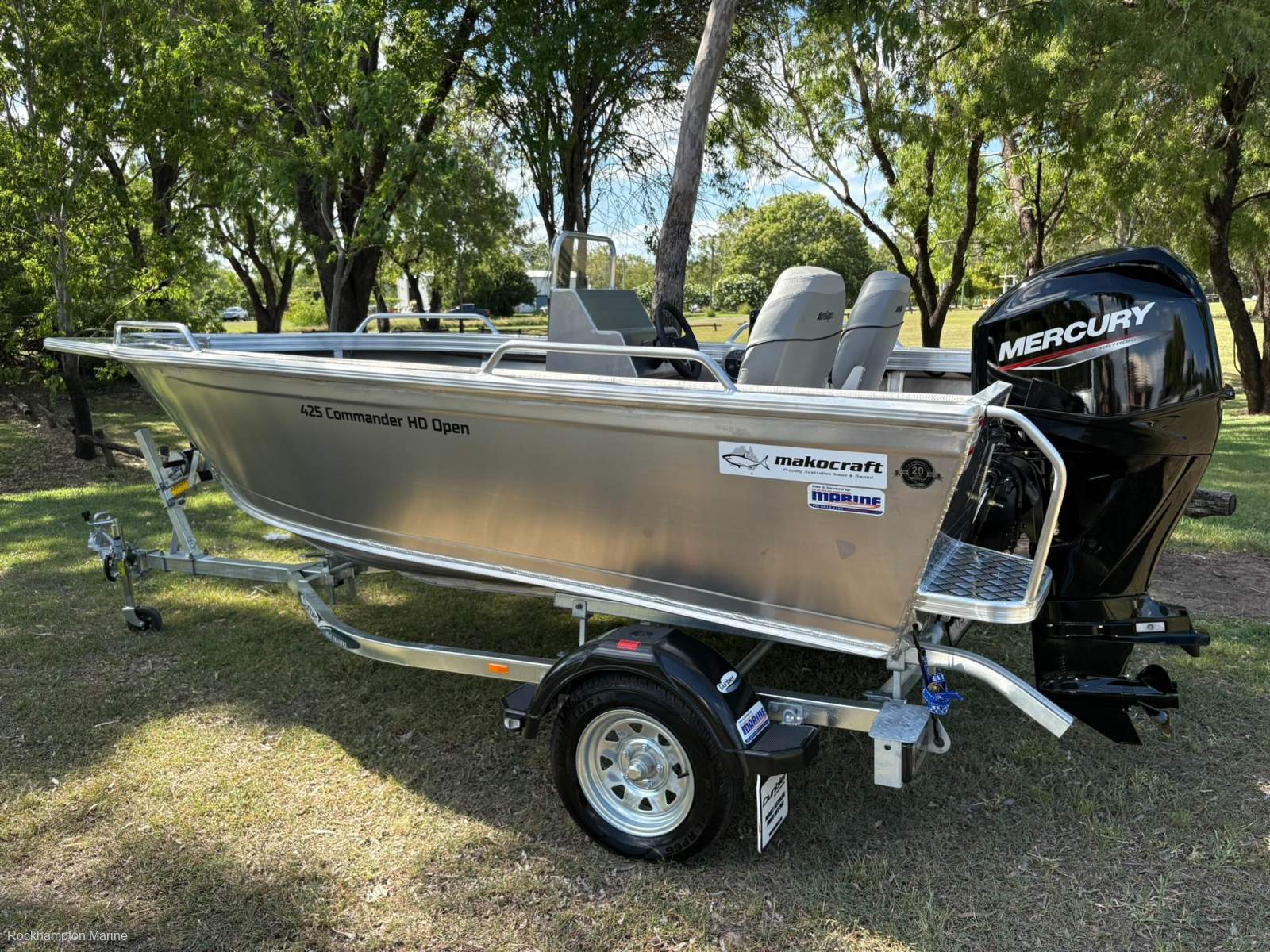 Makocraft Commander 425 Hd Open Side Console B, M, T PACKAGE FROM ROCKHAMPTON MARINE!!