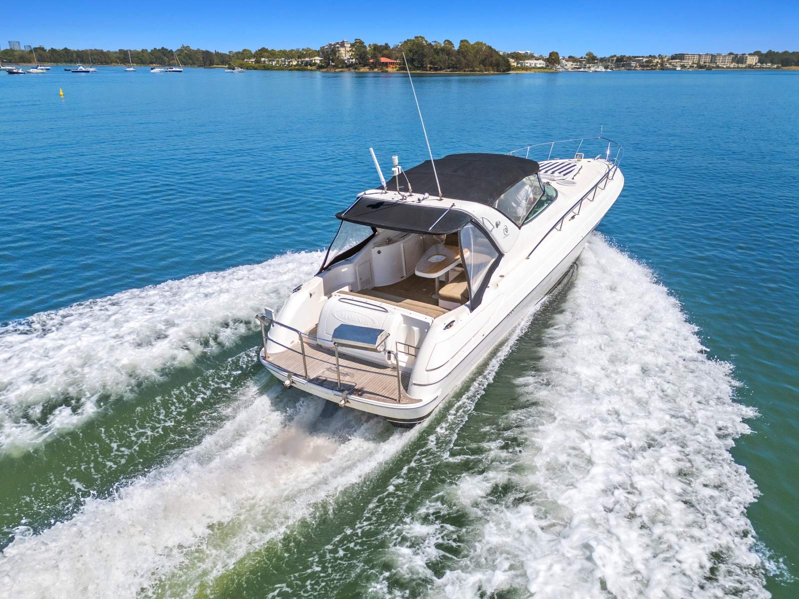 Riviera M430 Sports Cruiser