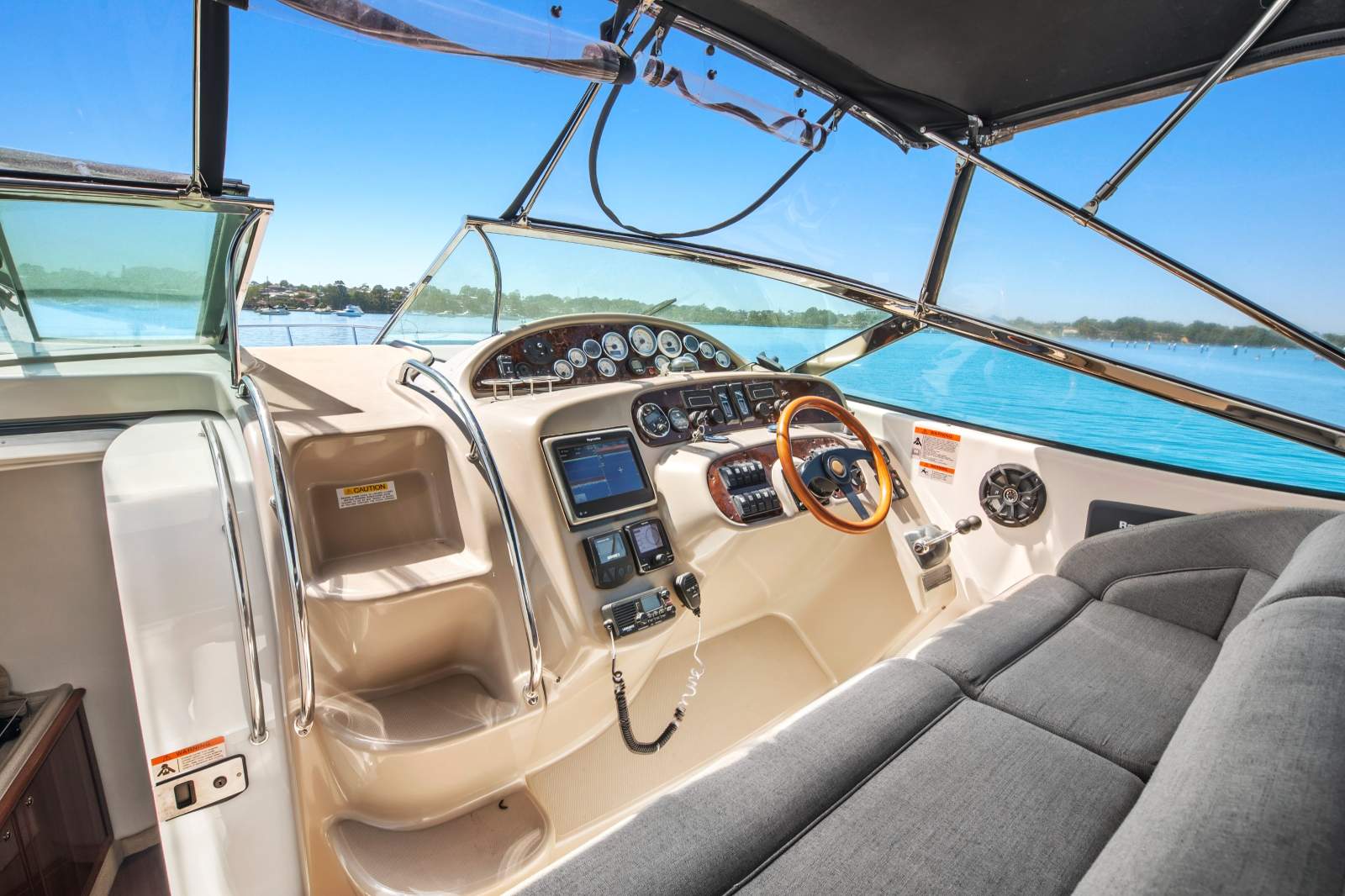 Riviera M430 Sports Cruiser