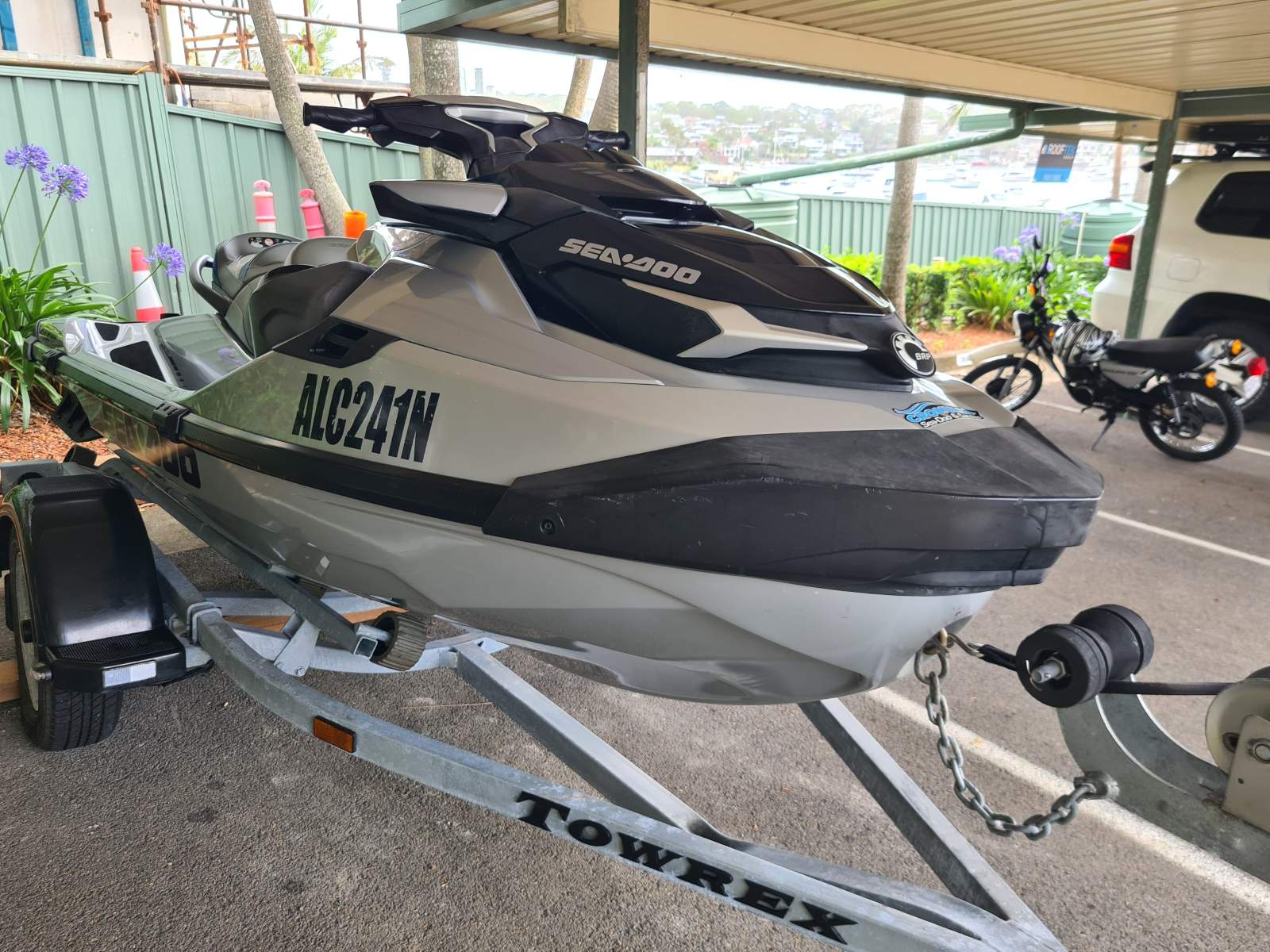 Sea-Doo GXT Limited 300