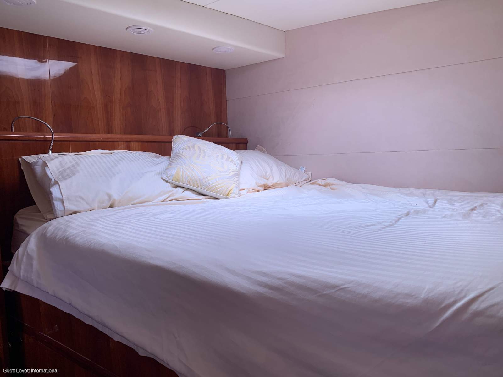 Meridian 48 480 Powered Catamaran