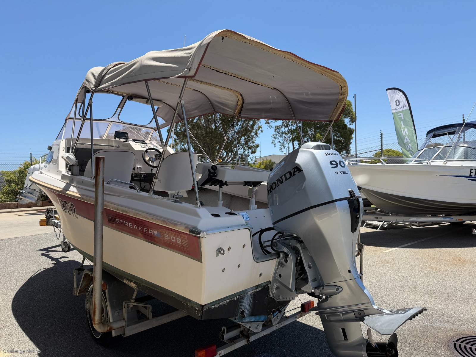 Streaker 5.02 Cuddy With 2024 Honda 90HP only 5 Hours!!