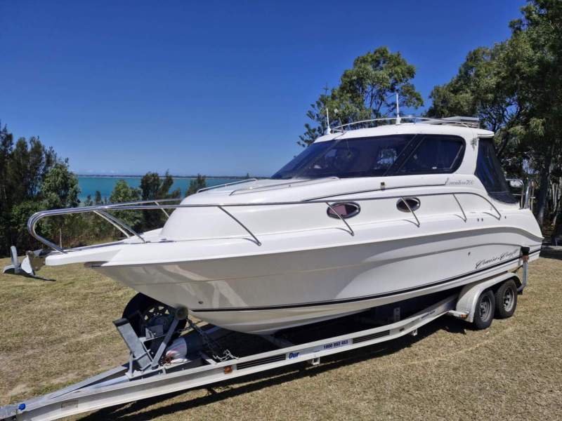 CruiseCraft Executive 700 Brand new 6.2L 320hp engine