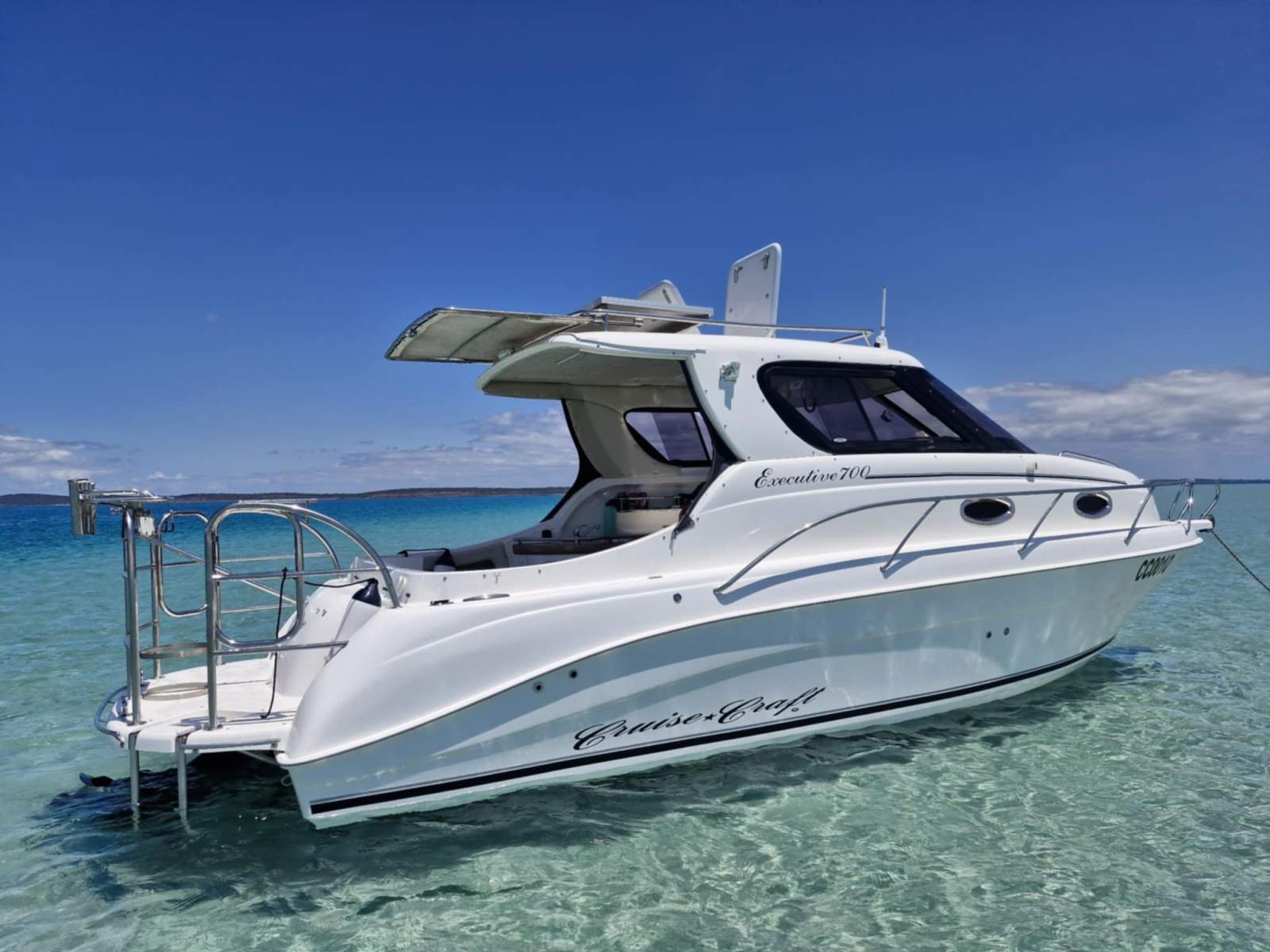 CruiseCraft Executive 700 Brand new 6.2L 320hp engine