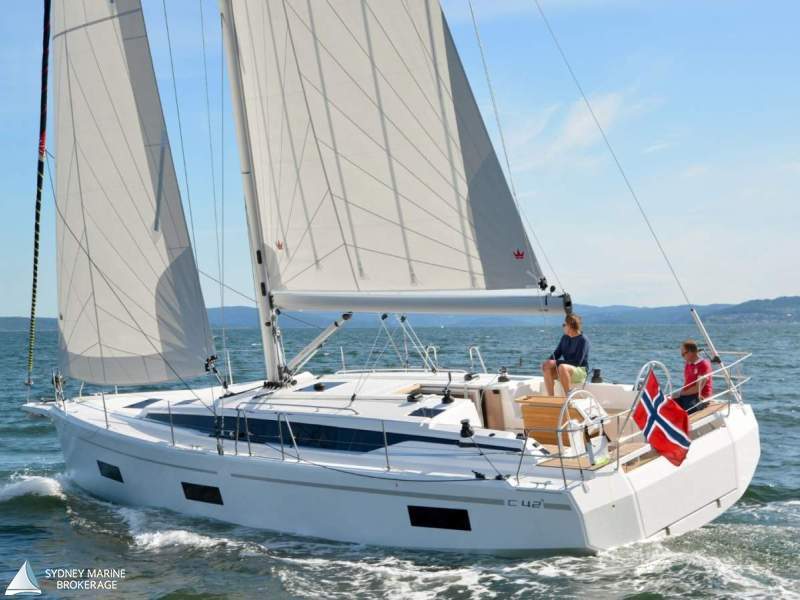Bavaria C42 eLine