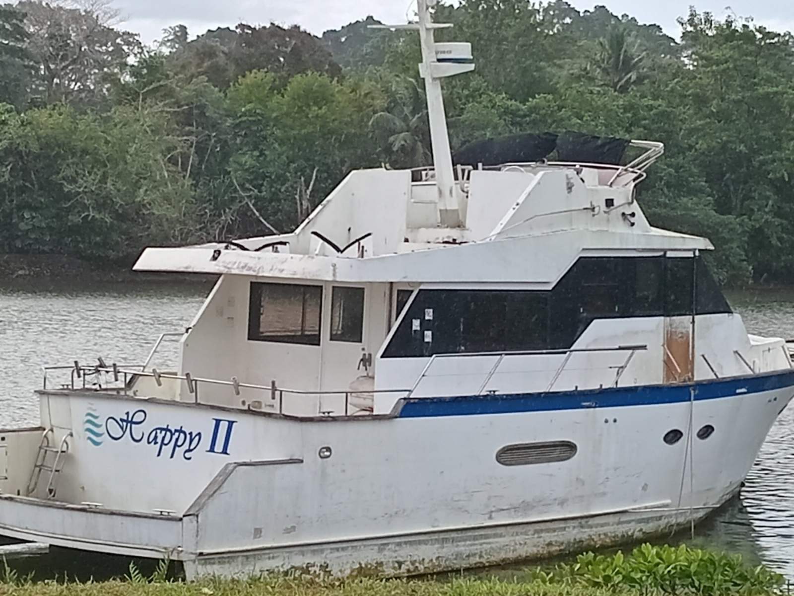 DeFever 50 Pilot House Fiberglass Cruiser FIJI Pacfic