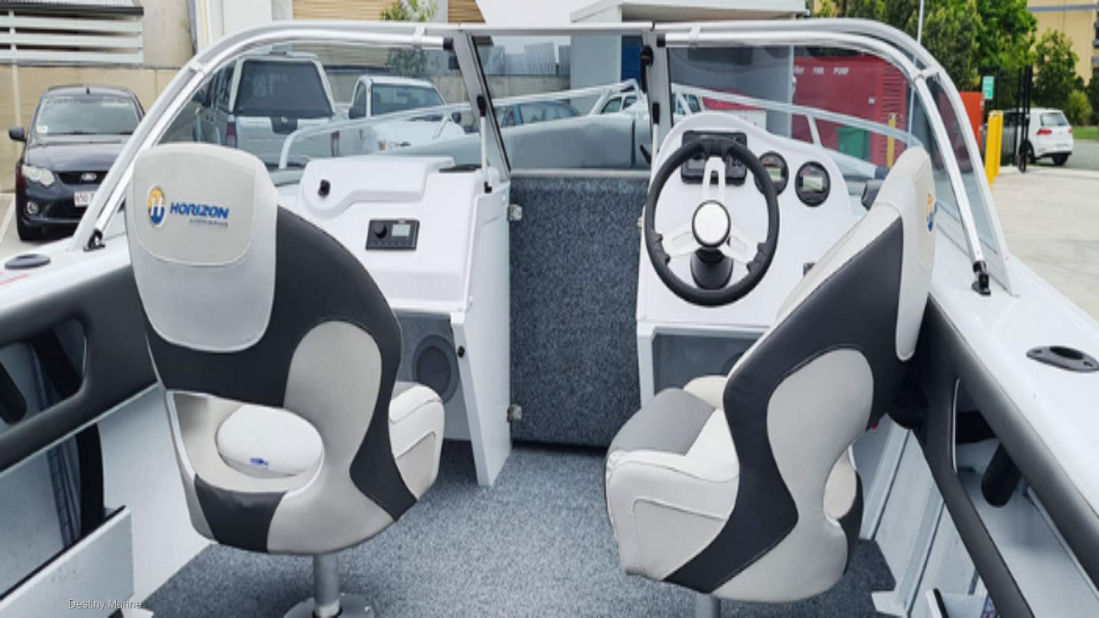 New Horizon Aluminium Boats 492 Seabrezze Gridcore Hydro Lift hull