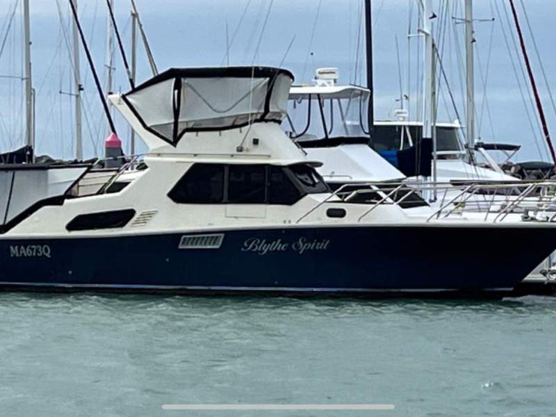 Prestige 42 Flybridge