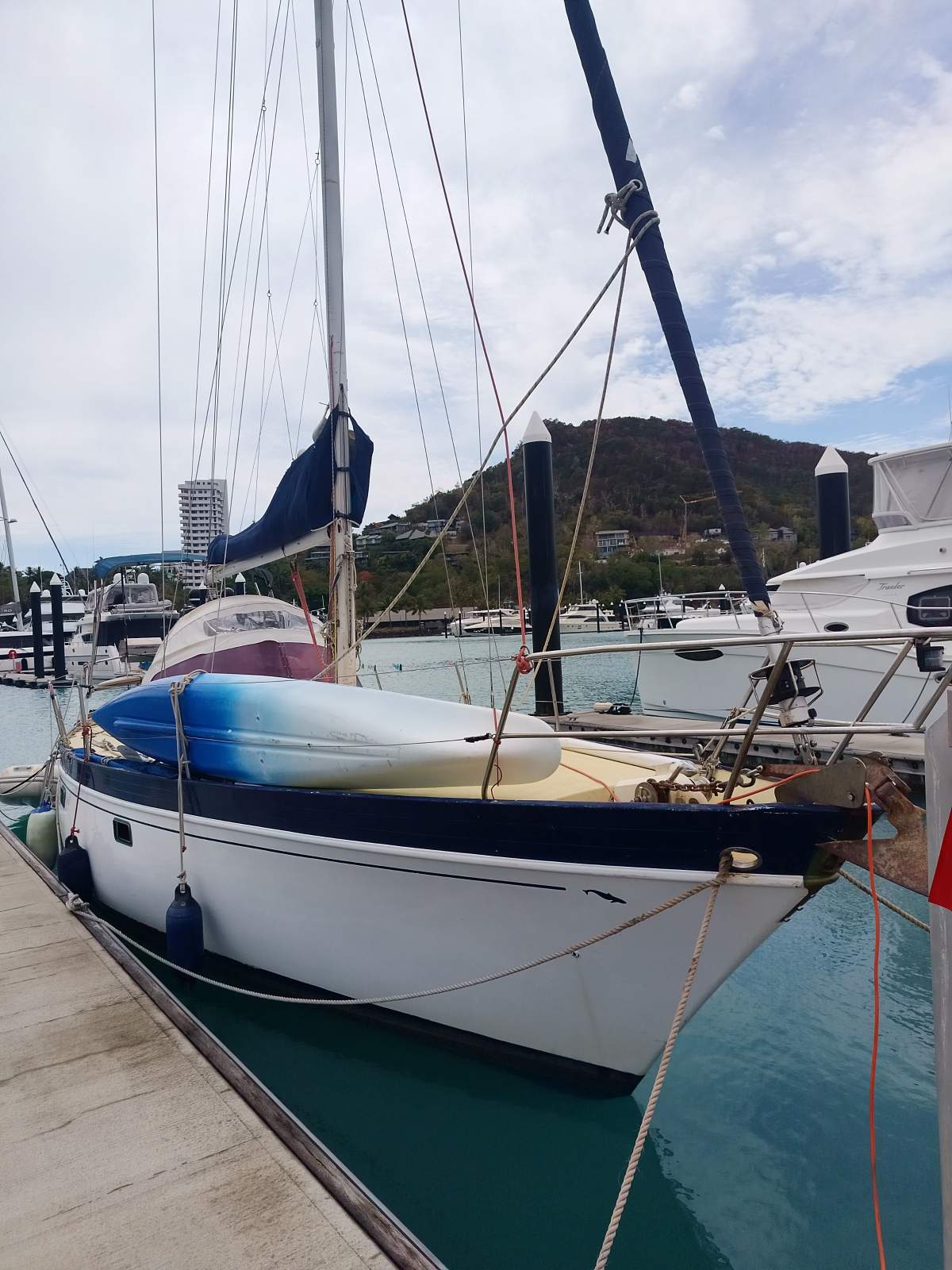 Nantucket Islander 33