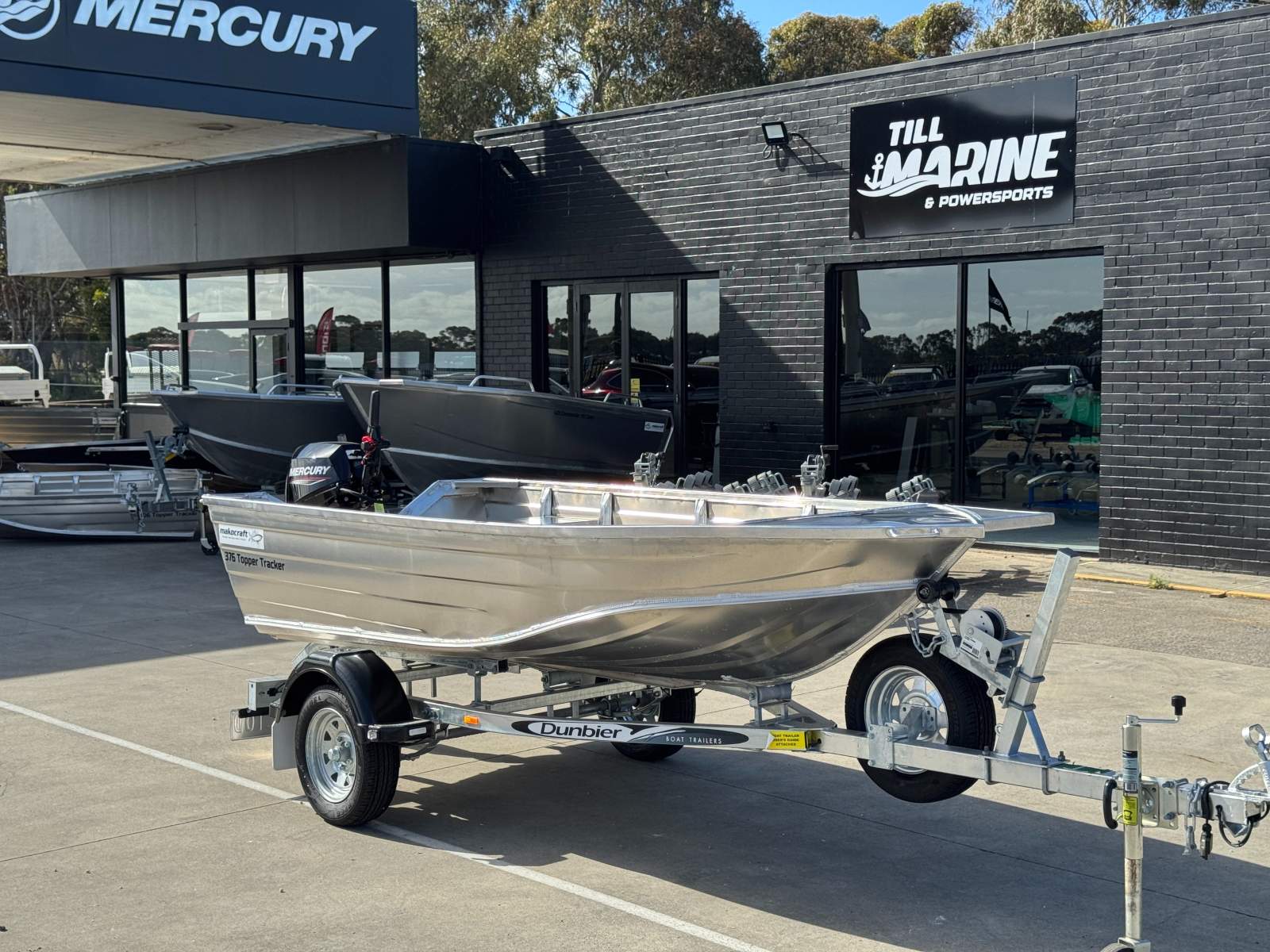 Makocraft 376 Topper Tracker BMT Mercury 20hp + Trailer