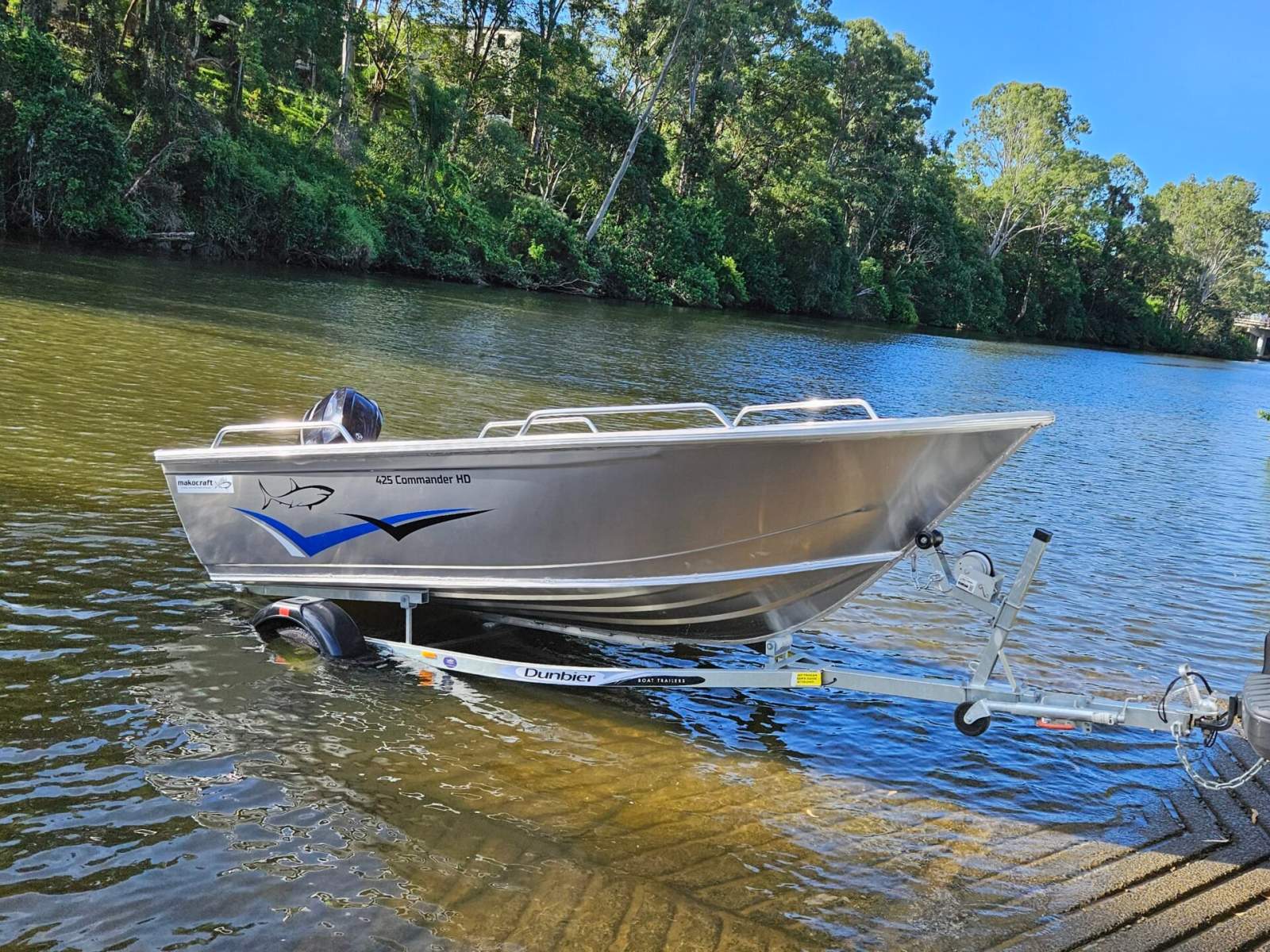 Makocraft 425 Commander HD Open BMT Mercury 40hp + Trailer