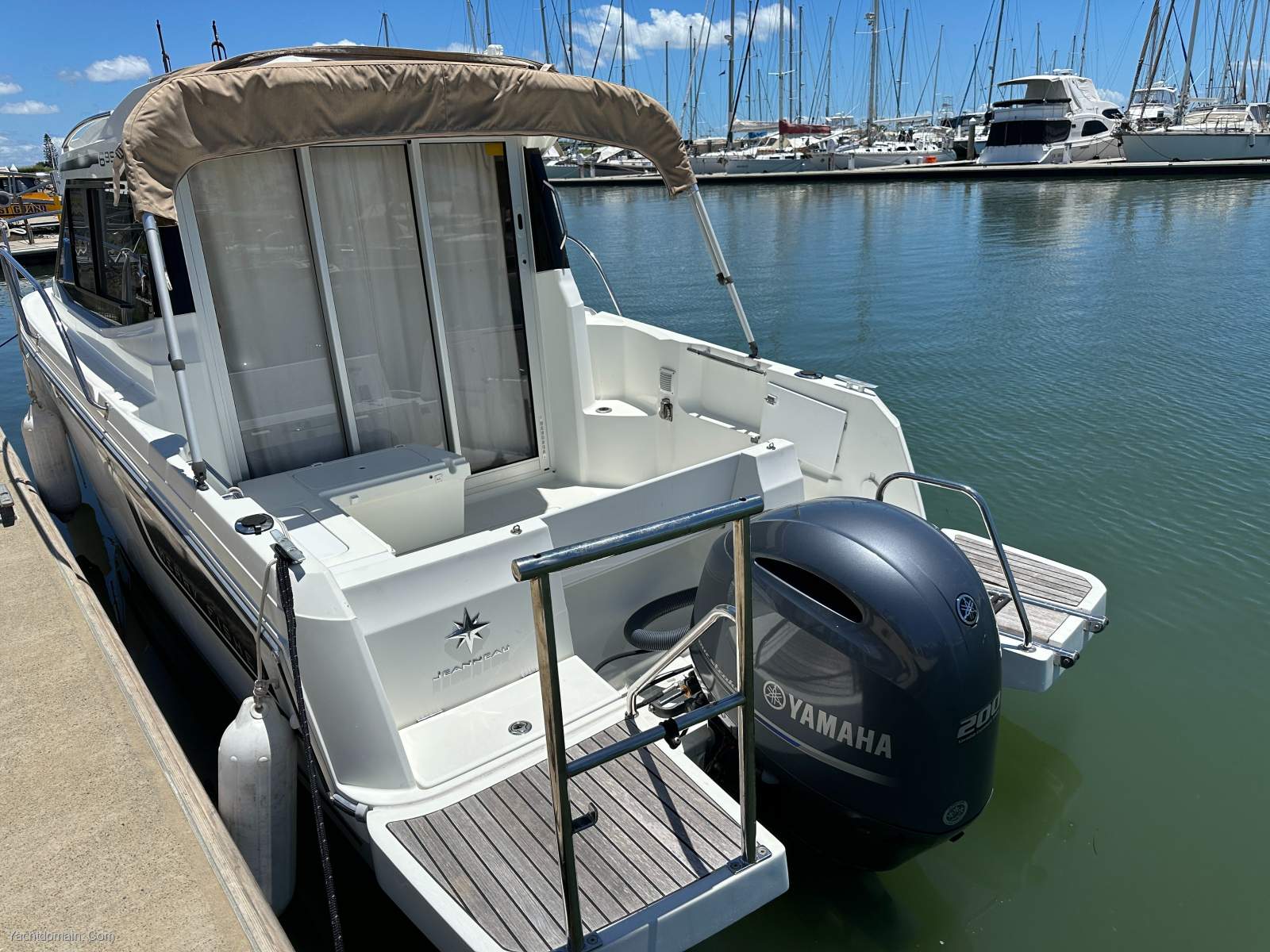 Jeanneau Merry Fisher 695