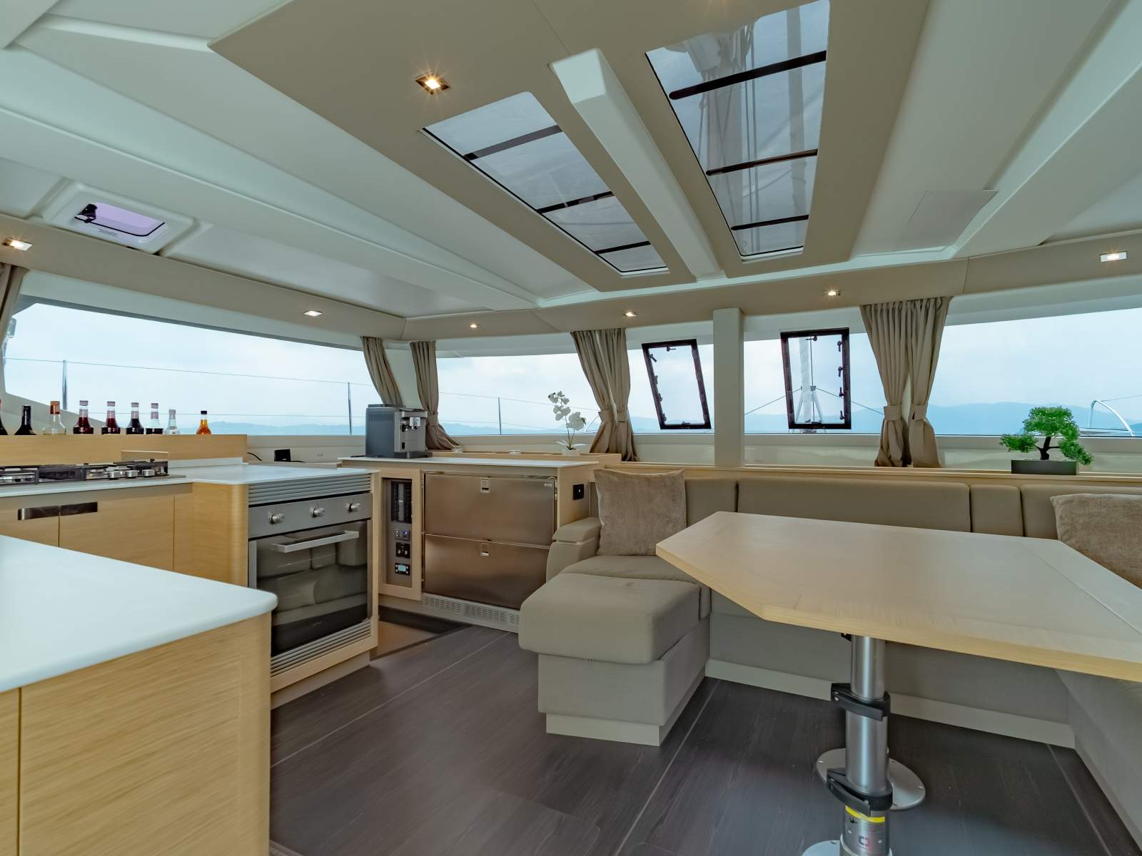 Fountaine Pajot Tanna 47
