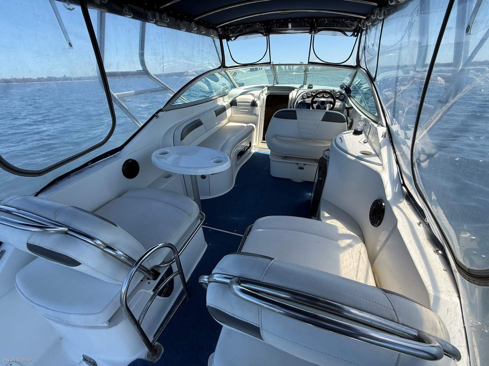 Maxum 2600 SE Sports Cruiser