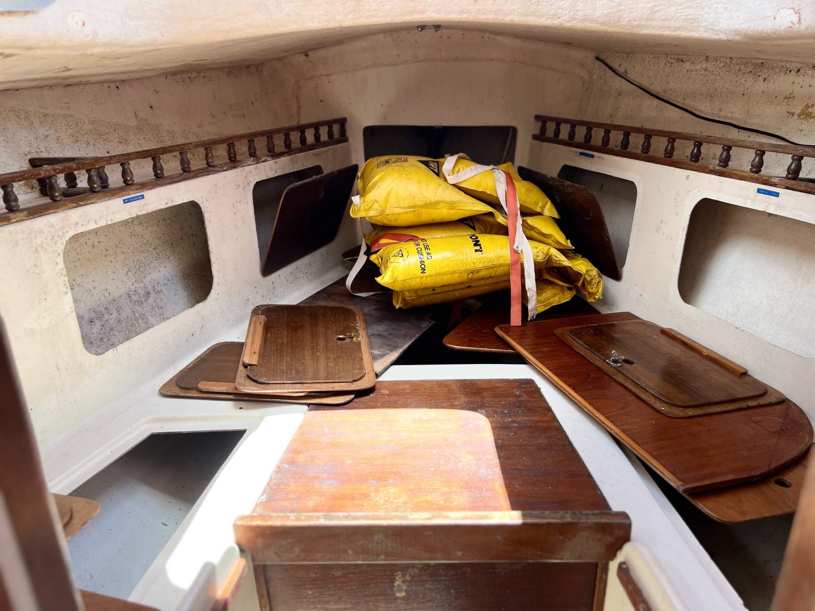 Top Hat 25 MK II Full Keel Fibreglass yacht (Pittwater NSW)