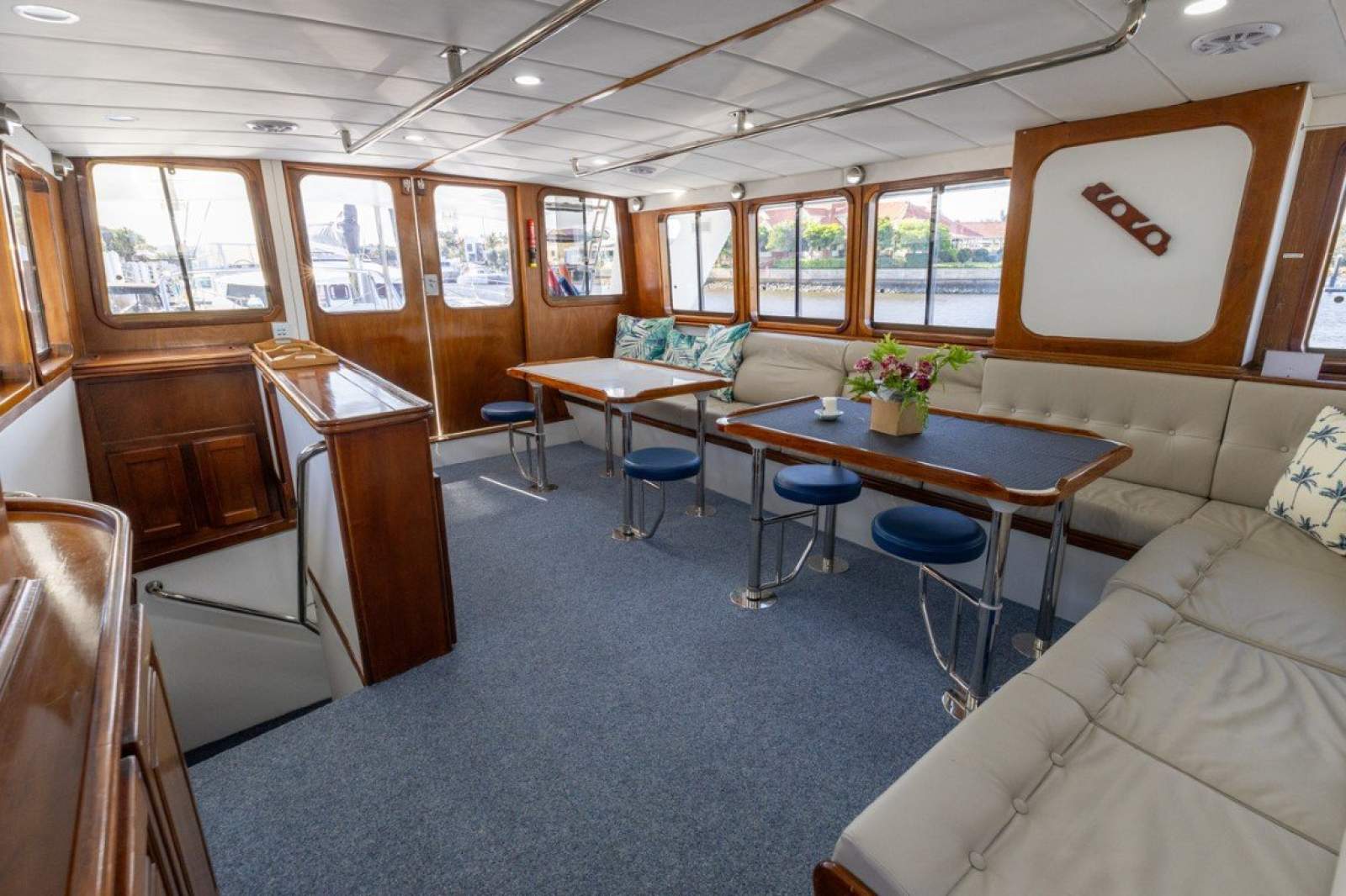 Long Range Expedition Cruiser